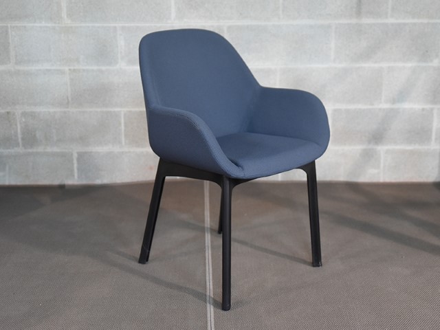 Kartell Clap Chair In Quick Delivery Salvioni Design Solutions